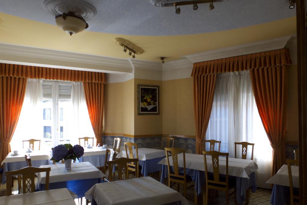 Hostal Orejas Леон Екстер'єр фото