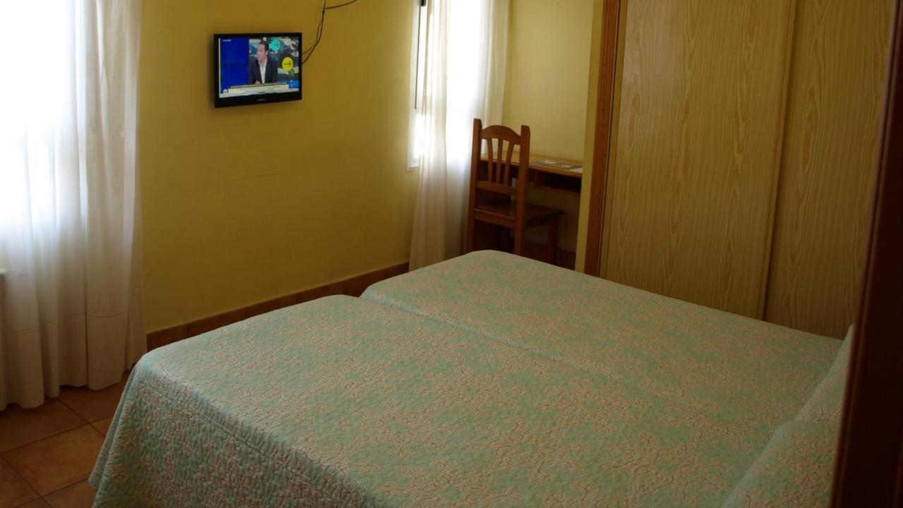 Hostal Orejas Леон Екстер'єр фото